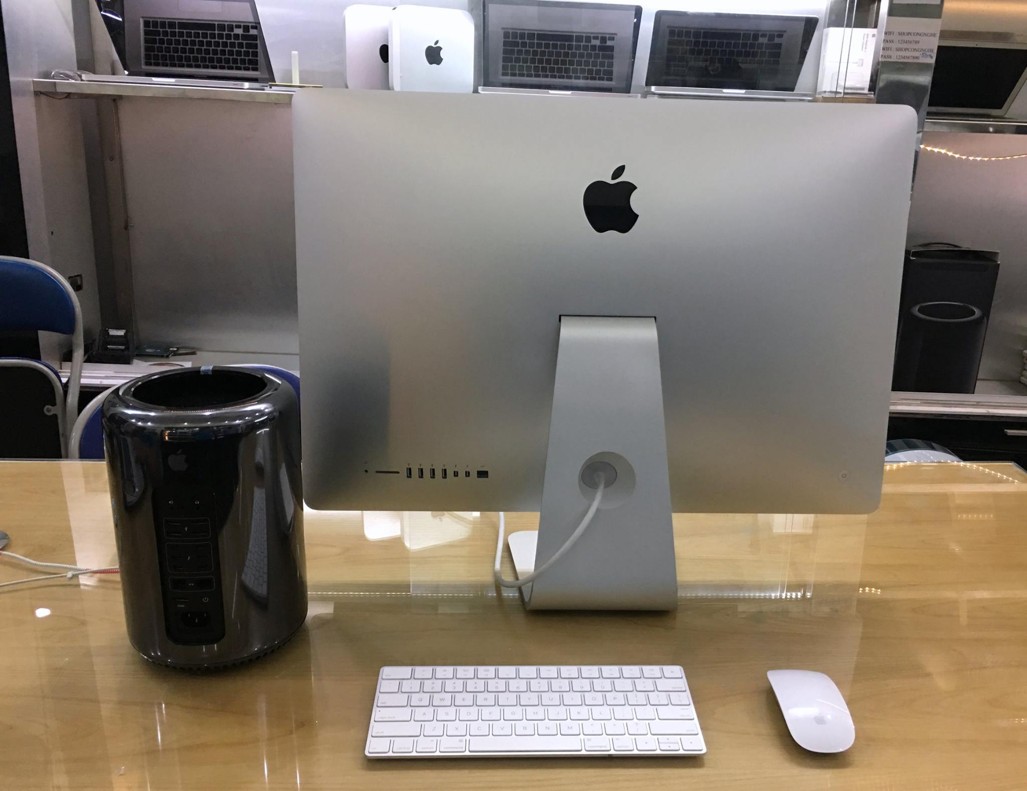 iMac 27 inch MF125-5.jpg